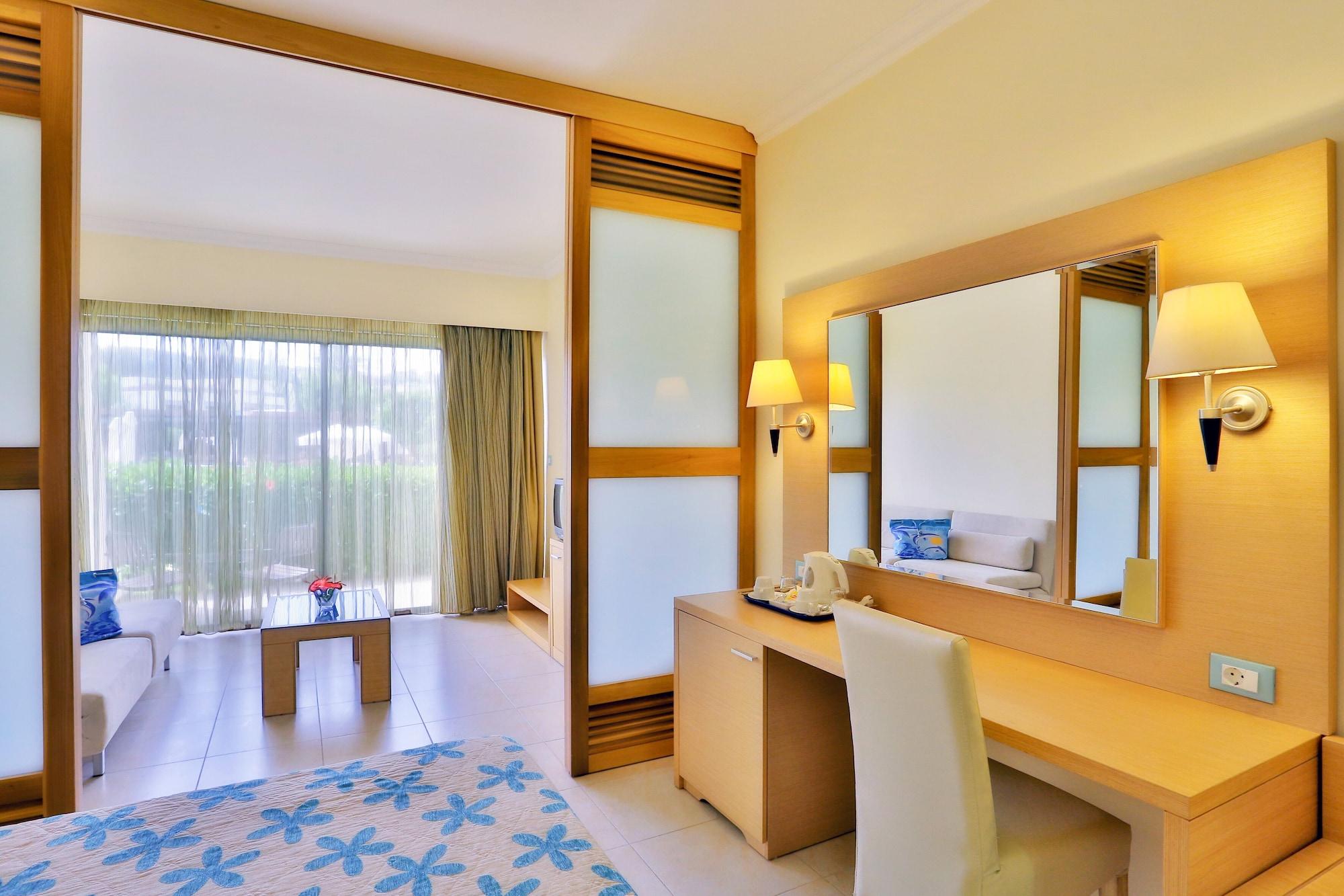 Sol Cosmopolitan Rhodes 4*